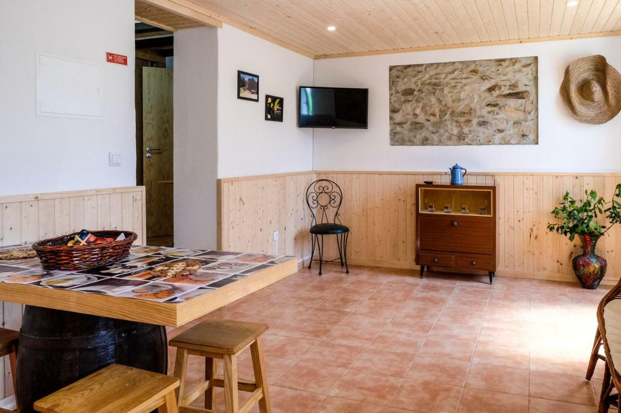 Casa Do Ferreiro Villa Gois Exterior photo